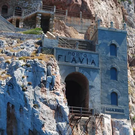 לינה וארוחת בוקר Del Viale 3*