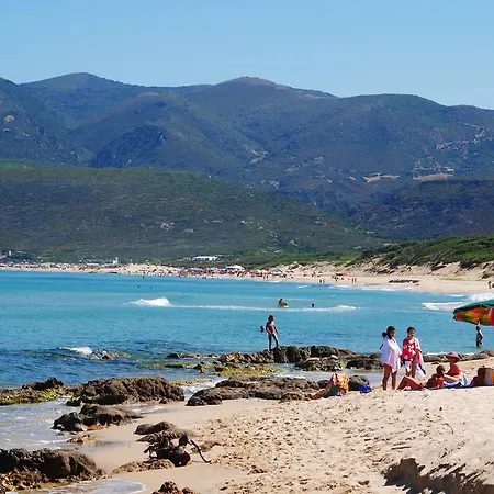 Del Viale לינה וארוחת בוקר 3*